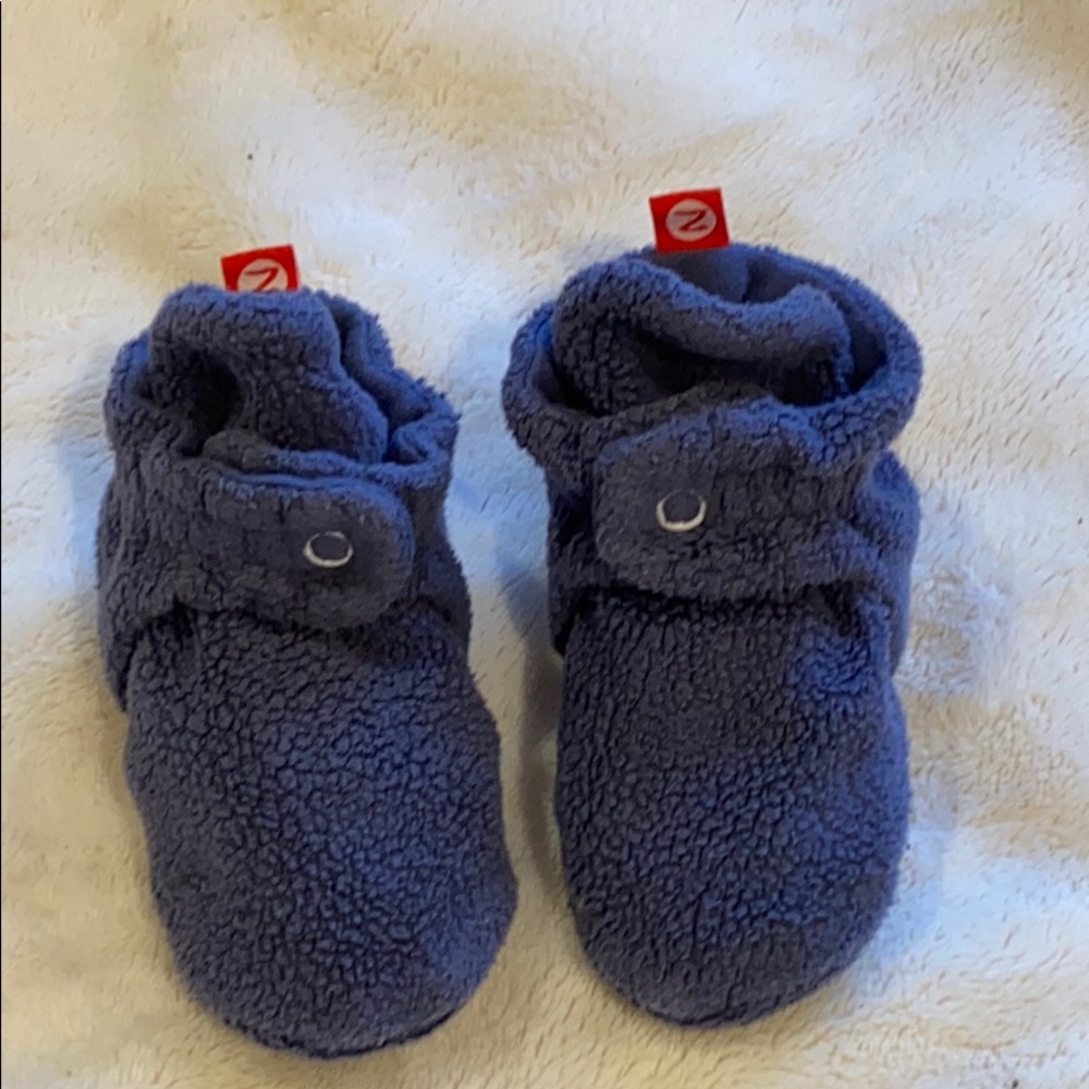 Zutano fleece booties